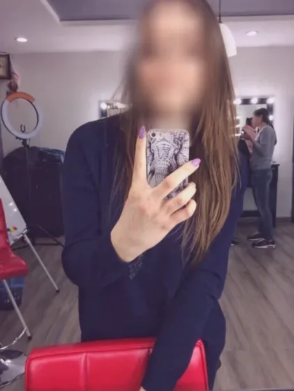 Camilla, 29