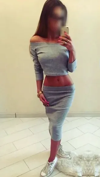 Emma, 36