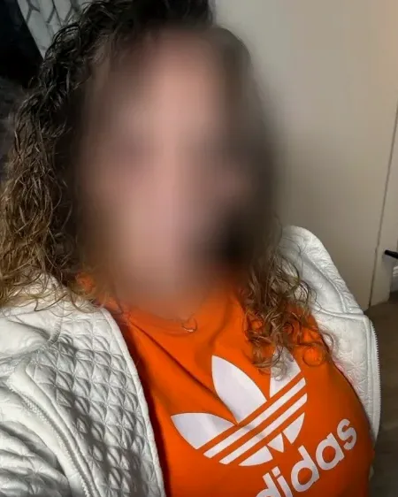 Fatima, 39
