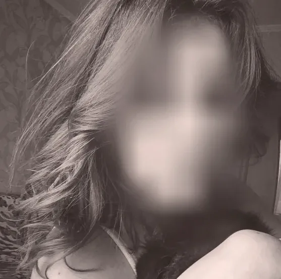 Louise, 28